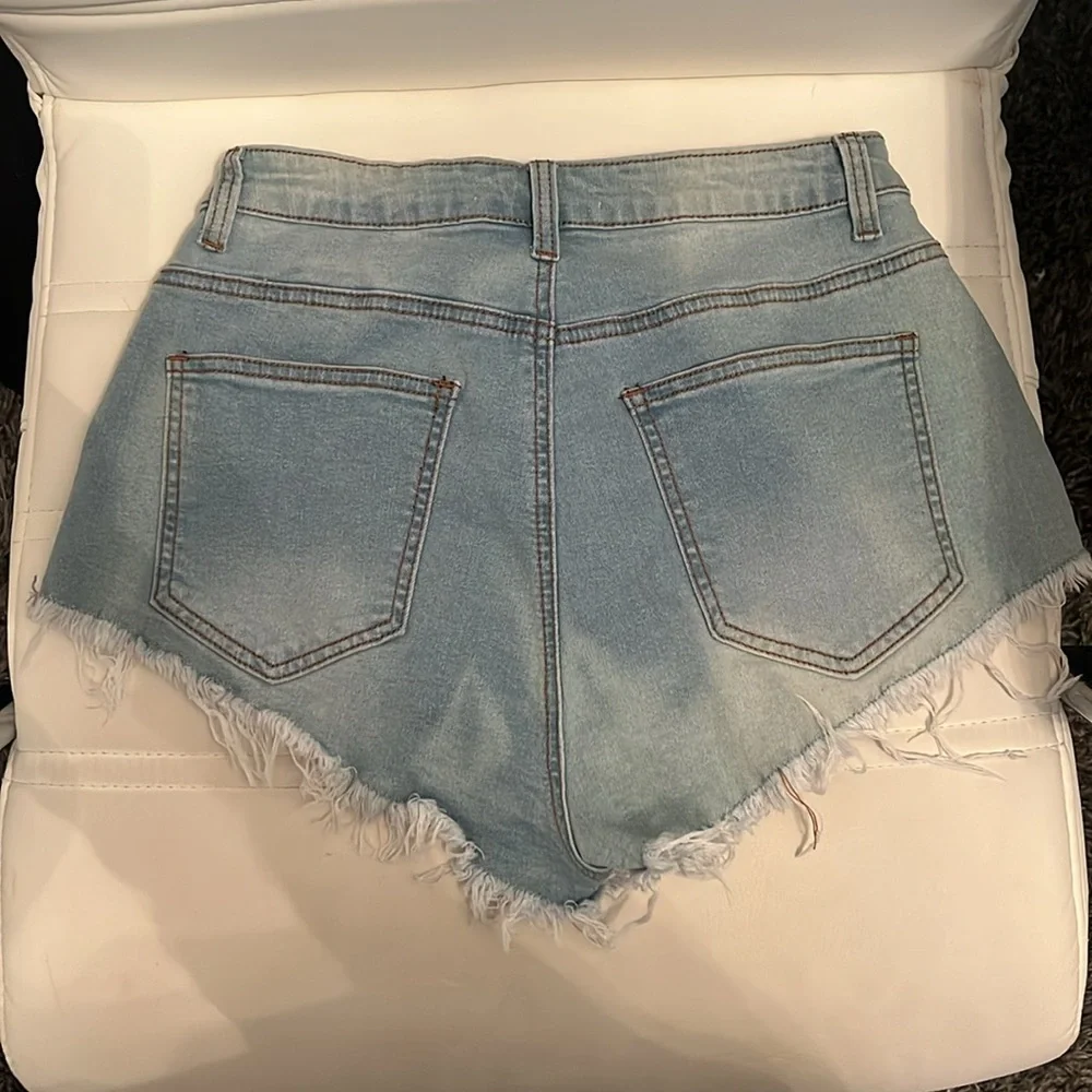 Jean shorts with rhinestones - Picture 2 of 4